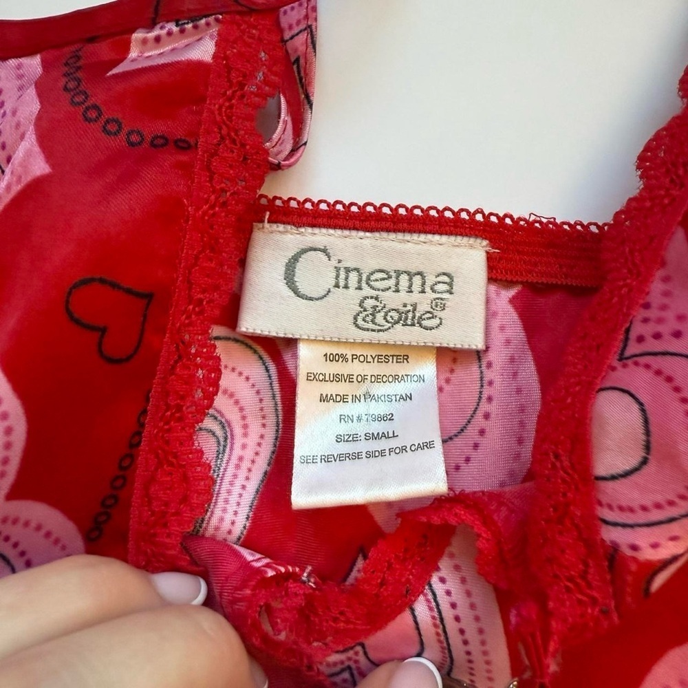 Heart Patterned Red Chemise - Picture 2 of 4